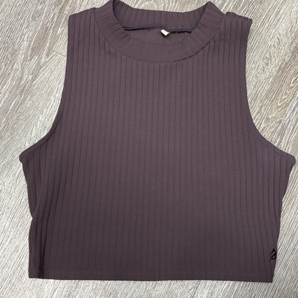 P’tula Plum ribbed crop